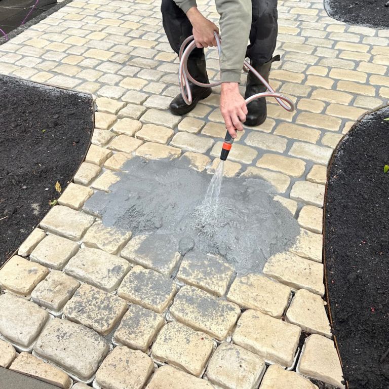 Gator Nitro X Platina fijn voegzand verwerken